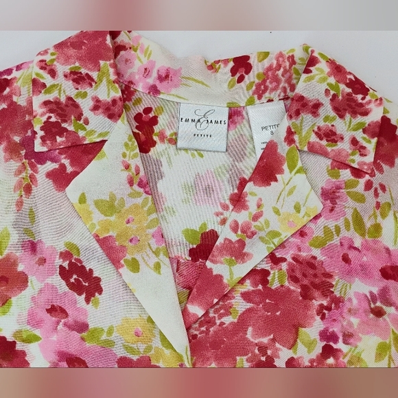 Emma James Two-piece Blouse Sz 8P Pink Floral Pleated Button Down F-4 - Picture 6 of 16